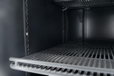 vetrinetta frigo bibite chvp783psb nera 810 litri porte scorrevoli ripiani interni
